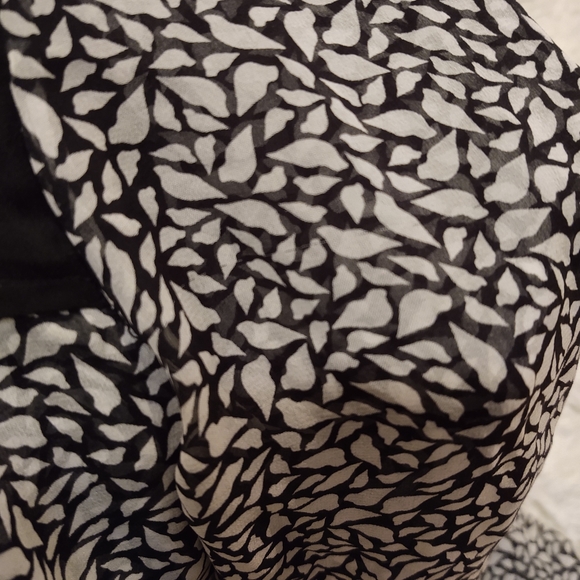 Diane Von Furstenberg DVF Printed Marcy Top Silk 0 - Picture 7 of 8